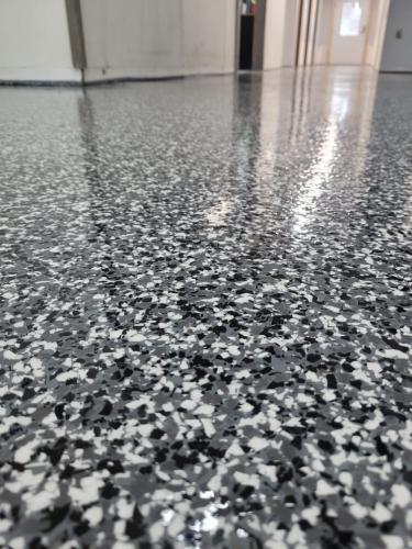 Wisconsin epoxy concrete floor coatings commercial services and applications